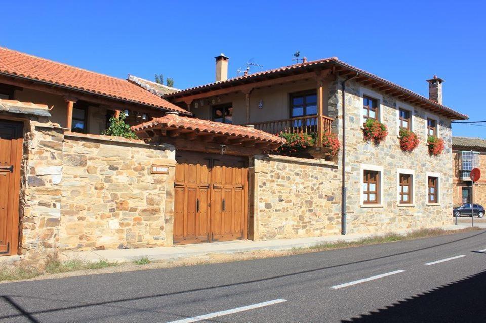 Rural La Veleta Bed and breakfast